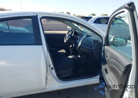 2019 Nissan Versa 1.6 Sv z USA, uszkodzony, nr VIN 3N1CN7AP6KL871710